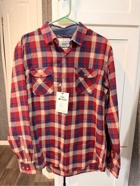 Men's Red Plaid Button-Down Flannel Shirt